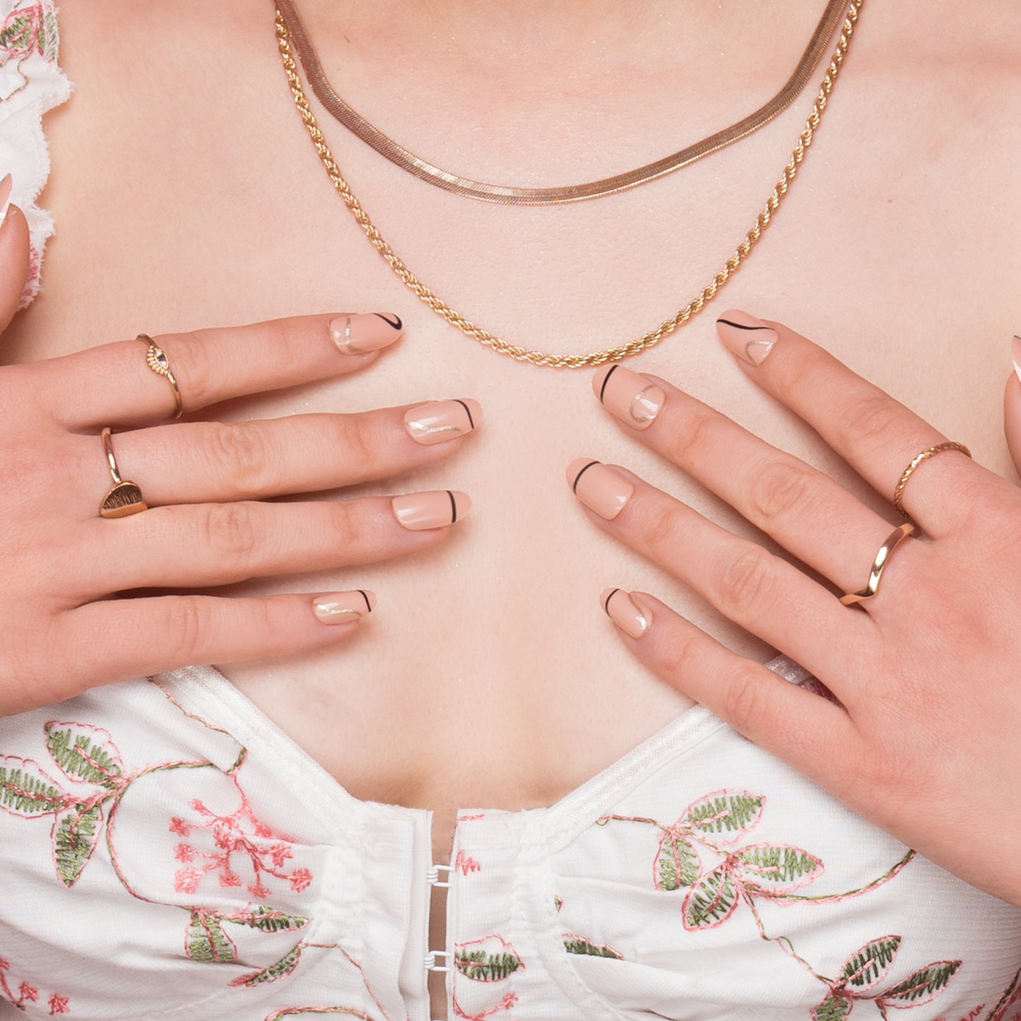 instant-nails-unghii-false-unghii press-on