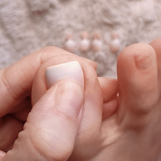 instant nails-kit-unghii-autoadezive