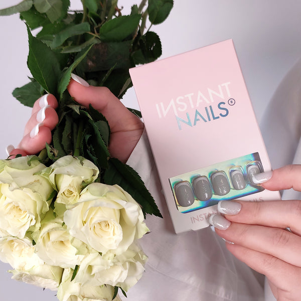 unghii-presson-instant-nails-unghii-false-unghii-autoadezive-unghii-french