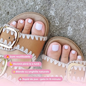 Mauve Pedi